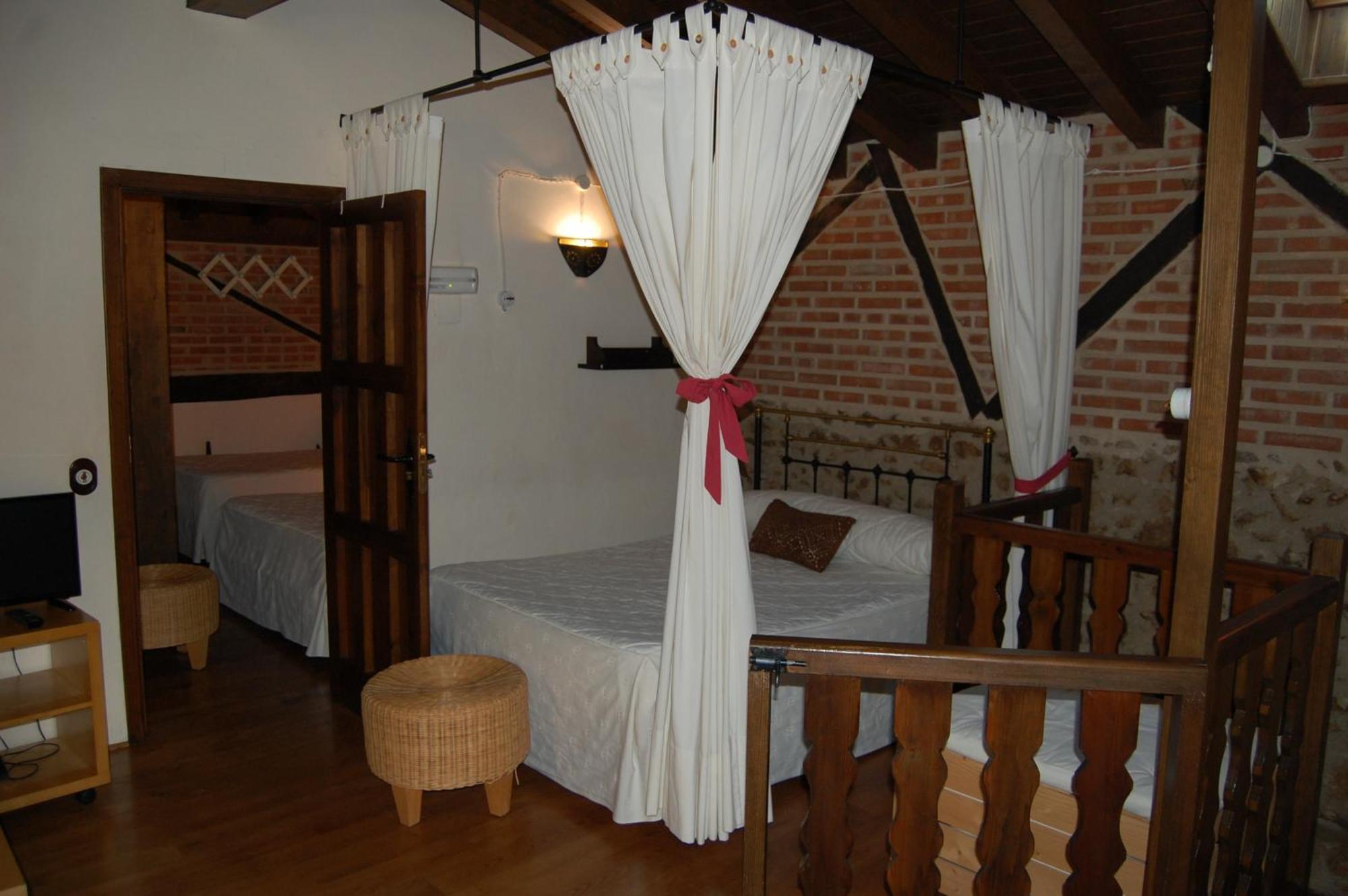Apartamentos Rurales Tia Josefa Tornavacas Luaran gambar