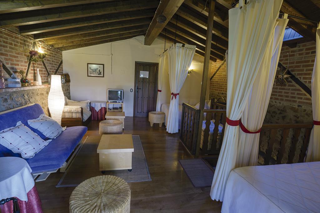 Apartamentos Rurales Tia Josefa Tornavacas Luaran gambar
